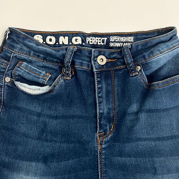 S.O.N.G Jeans Song Jeans Superhighrise Skinny Ankle Size 527 Dark